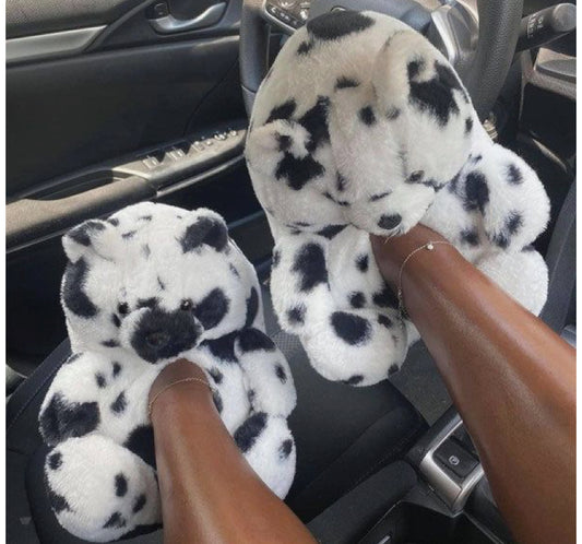 MOO MOO BEAR SLIPPERS